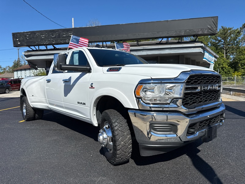 2022 Ram 3500 Tradesman photo 9