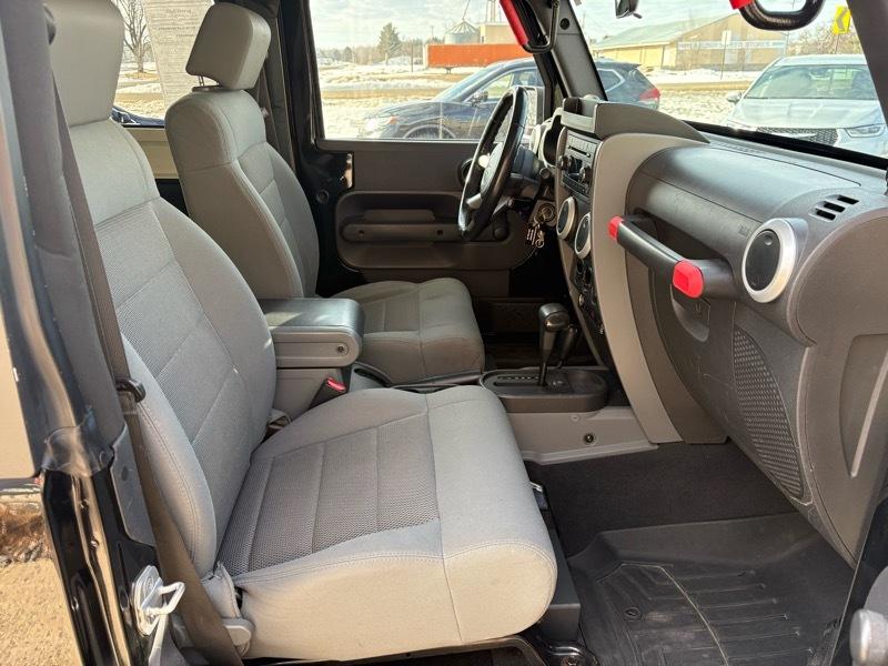 Jeep Wrangler Sahara 2D SUV 4WD 2008