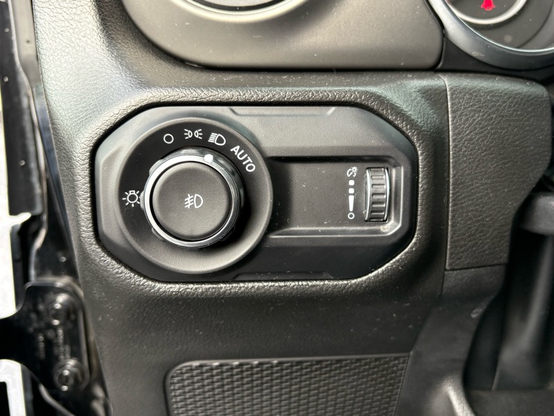 Jeep Wrangler Unlimited Sport 2023