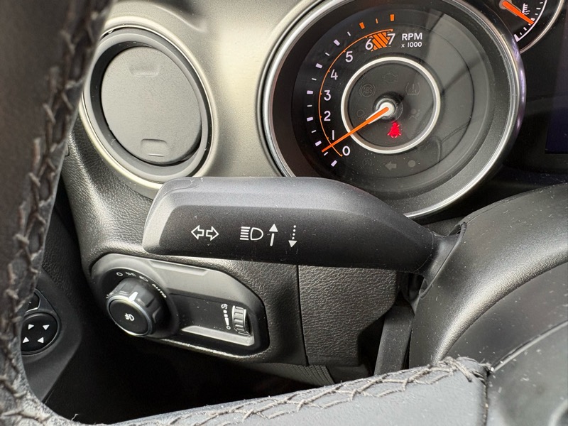 Jeep Wrangler Unlimited Sport 2023