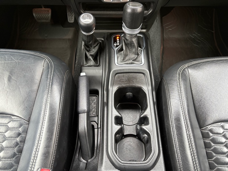 Jeep Wrangler Unlimited Sport 2023