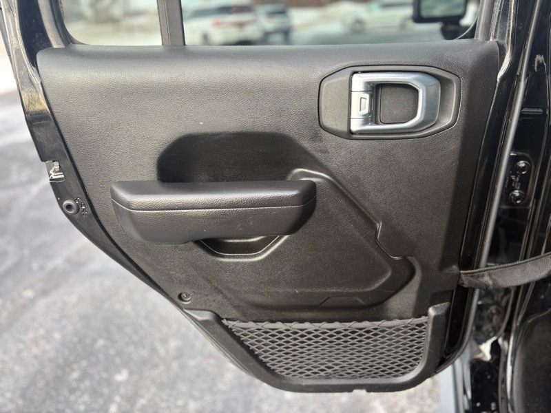 Jeep Wrangler Unlimited Sport 2023