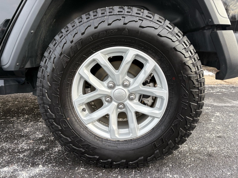 Jeep Wrangler Unlimited Sport 2023