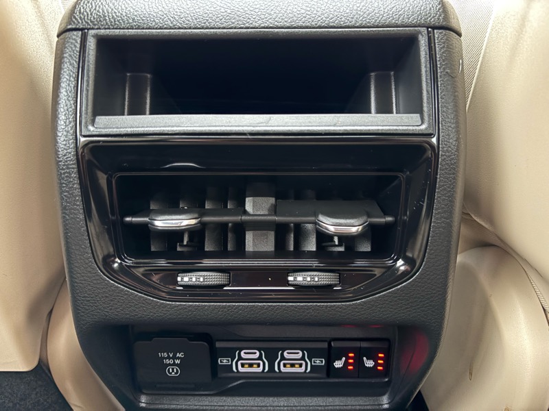 Jeep Grand Cherokee Limited 4WD 2025