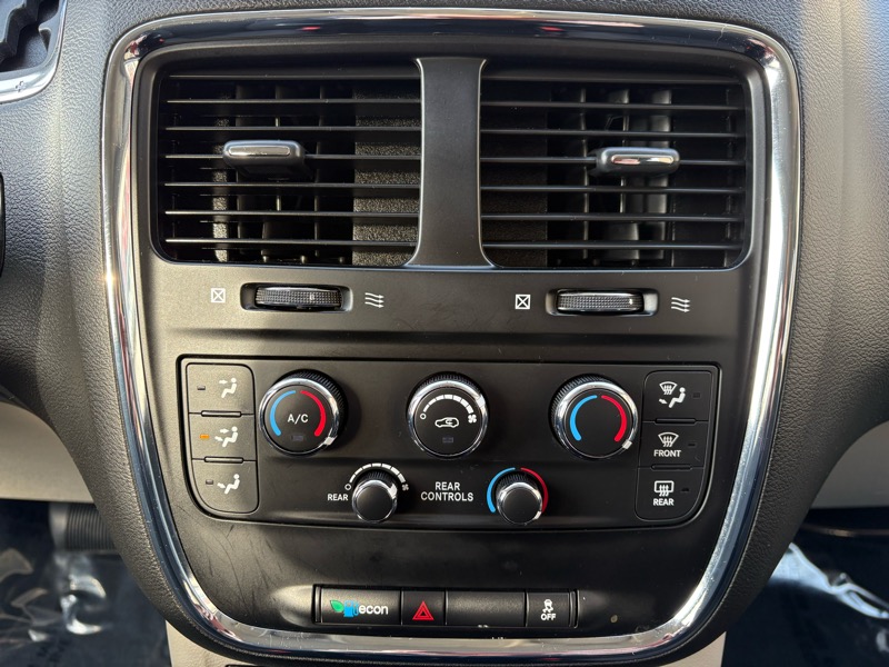 Dodge Grand Caravan SE 2018