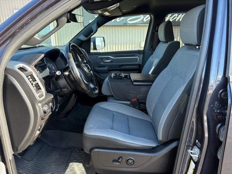 RAM 1500 Big Horn Crew Cab SWB 4WD 2021