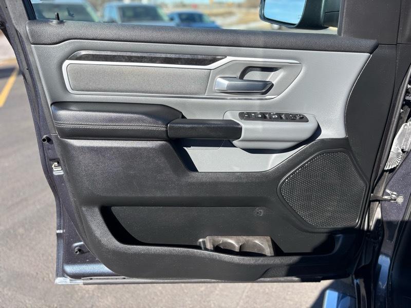 RAM 1500 Big Horn Crew Cab SWB 4WD 2021