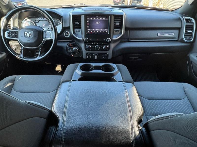 RAM 1500 Big Horn Crew Cab SWB 4WD 2021