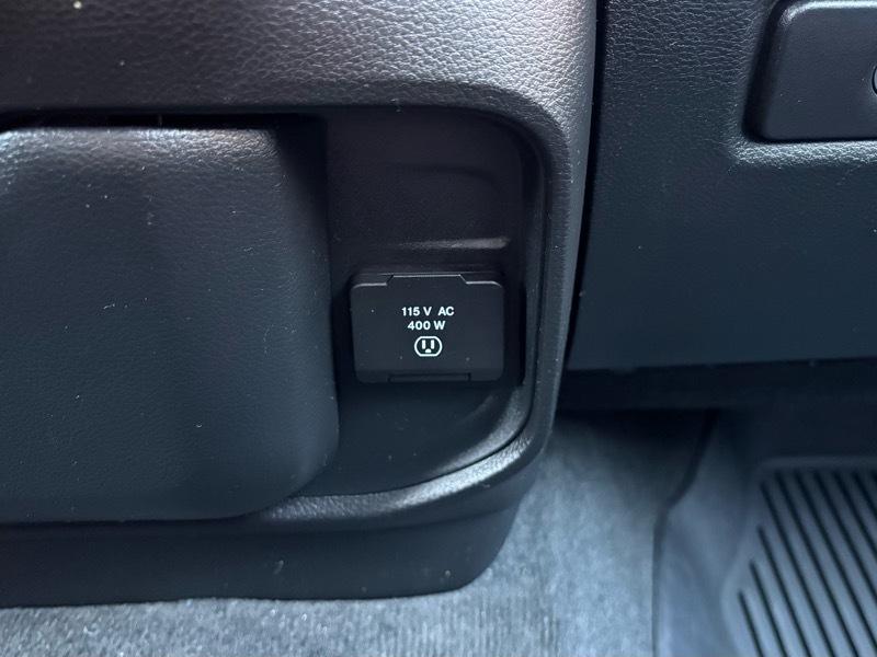 RAM 1500 Big Horn Crew Cab SWB 4WD 2021