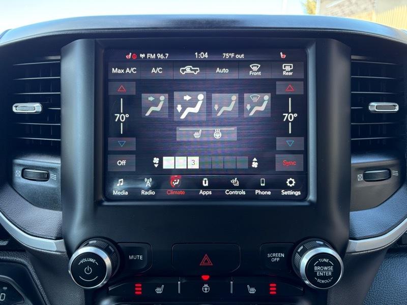 RAM 1500 Big Horn Crew Cab SWB 4WD 2021