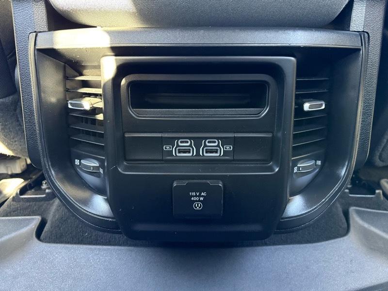 RAM 1500 Big Horn Crew Cab SWB 4WD 2021