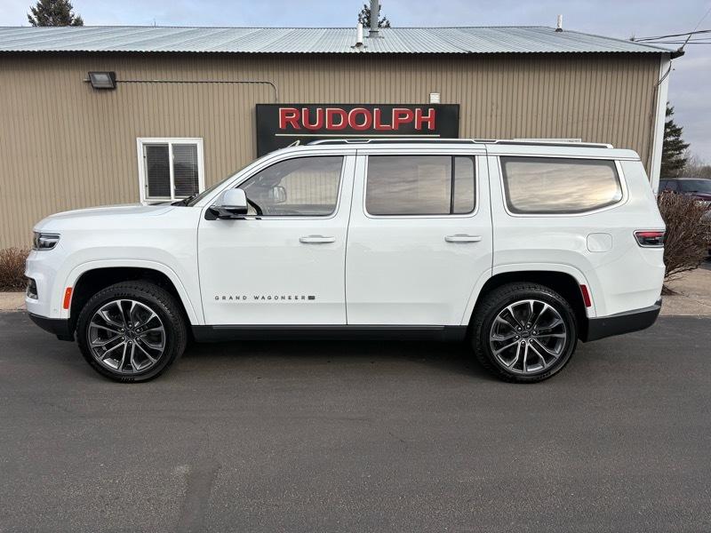 2022 Jeep Grand Wagoneer Series III 4WD