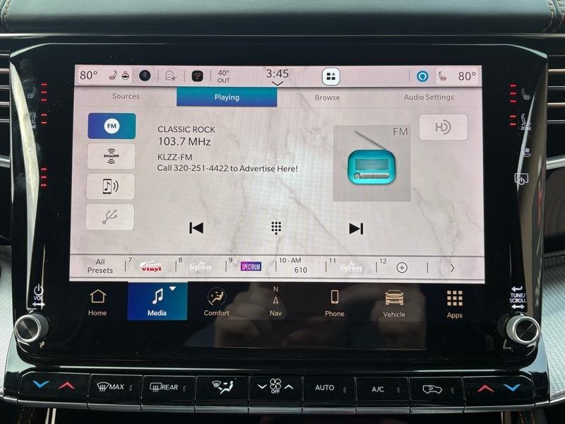 Jeep Grand Wagoneer Series III 4WD 2022