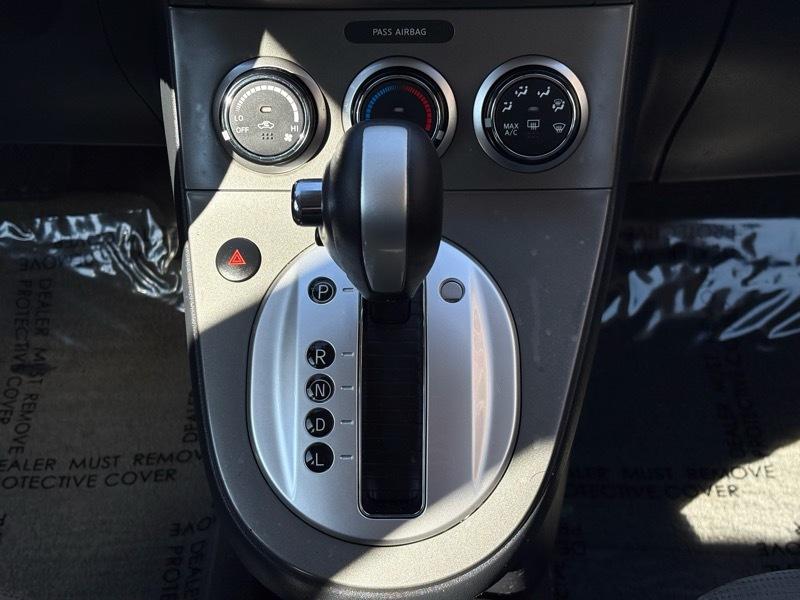 Nissan Sentra 2.0 SL 2010