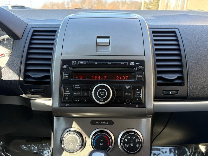 Nissan Sentra 2.0 SL 2010