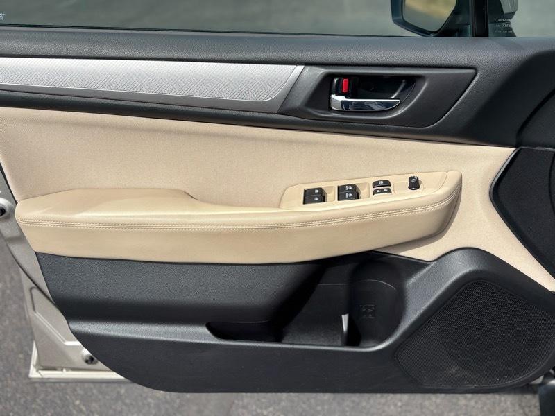 Subaru Outback 2.5i Premium 2016