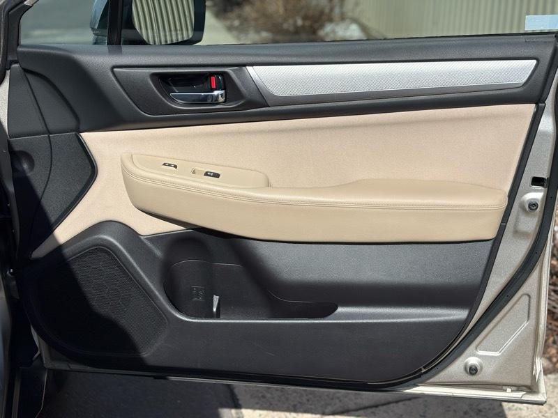 Subaru Outback 2.5i Premium 2016