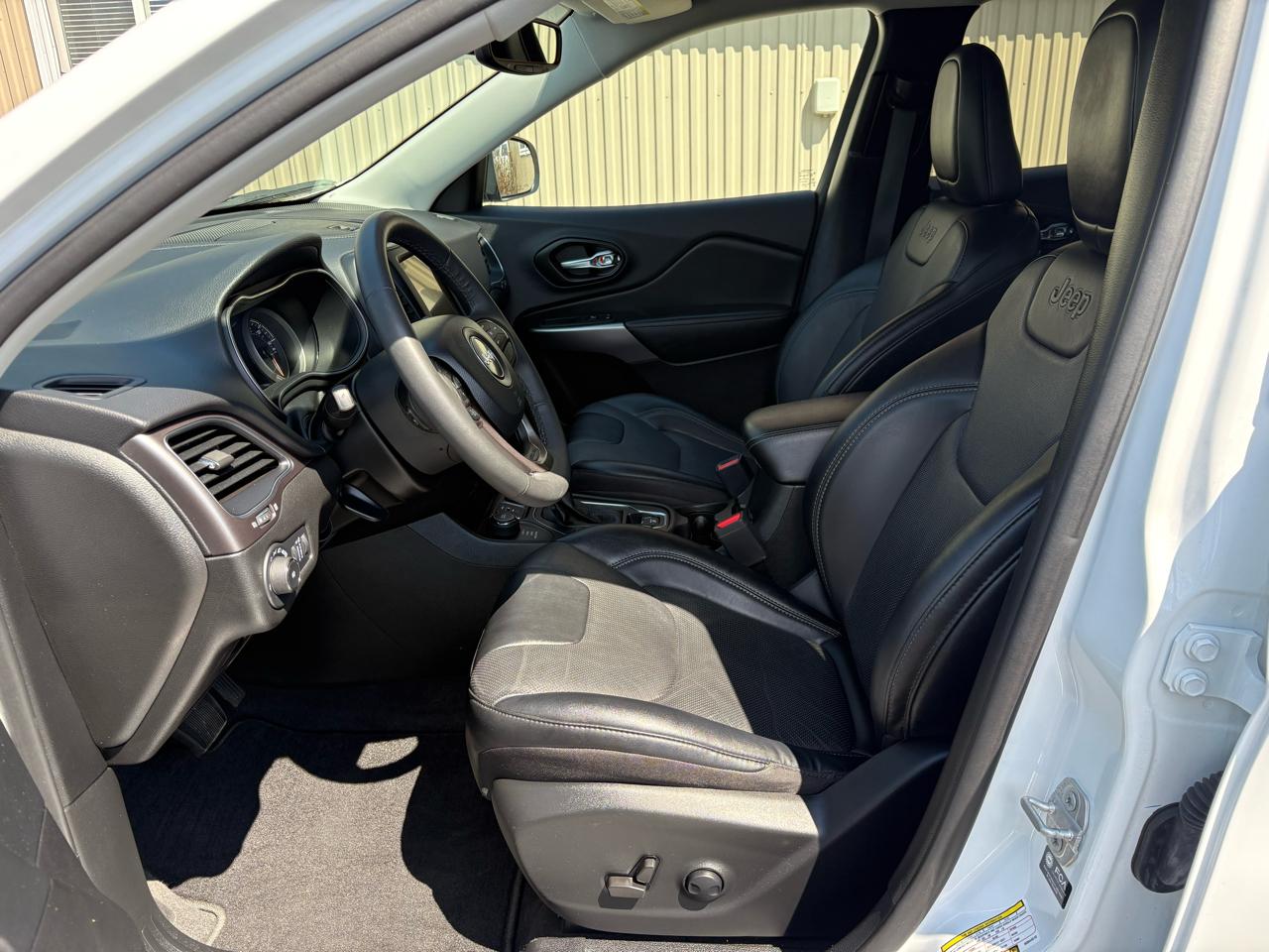 Jeep Cherokee Latitude Lux 4WD 2022