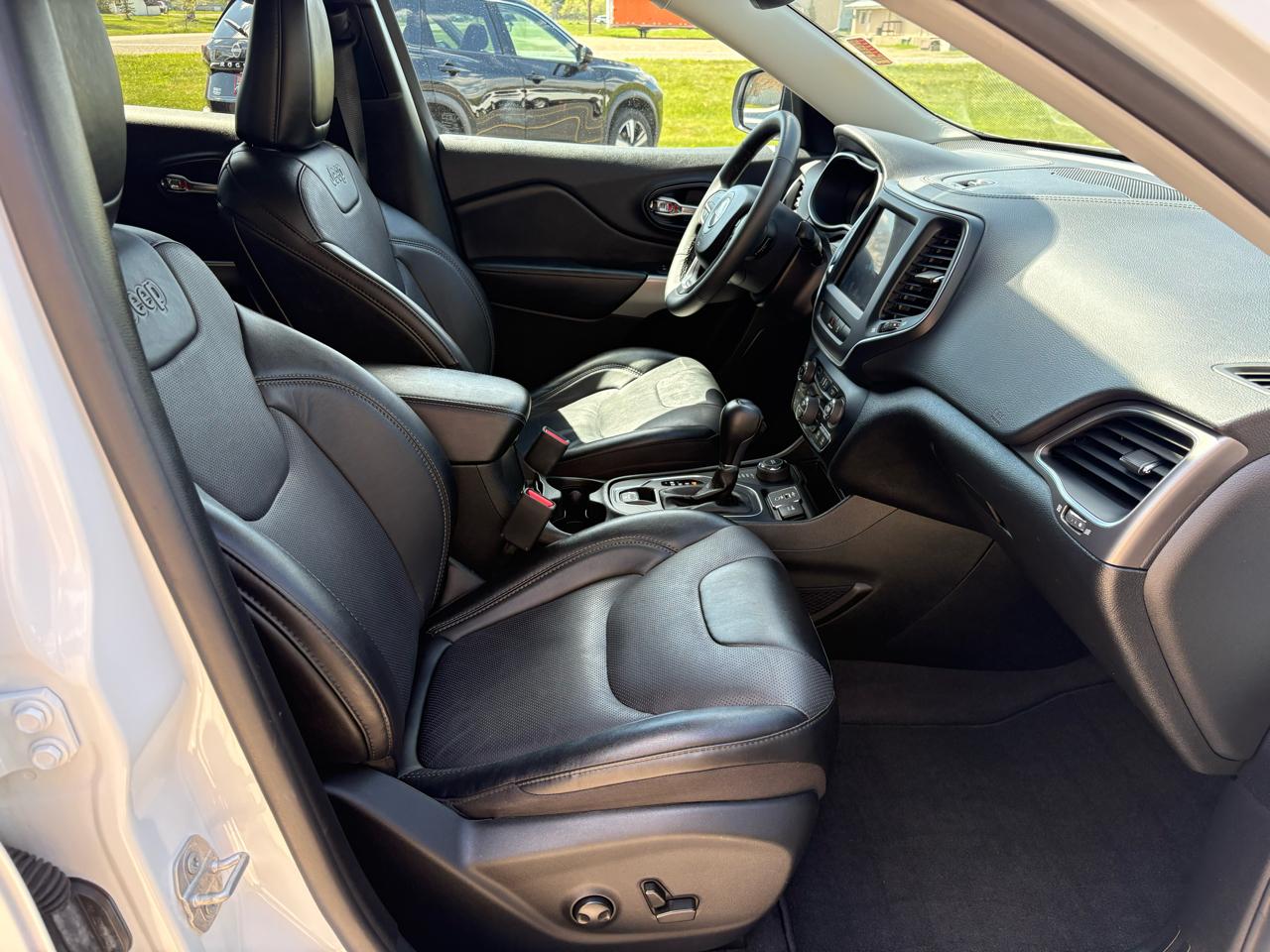 Jeep Cherokee Latitude Lux 4WD 2022