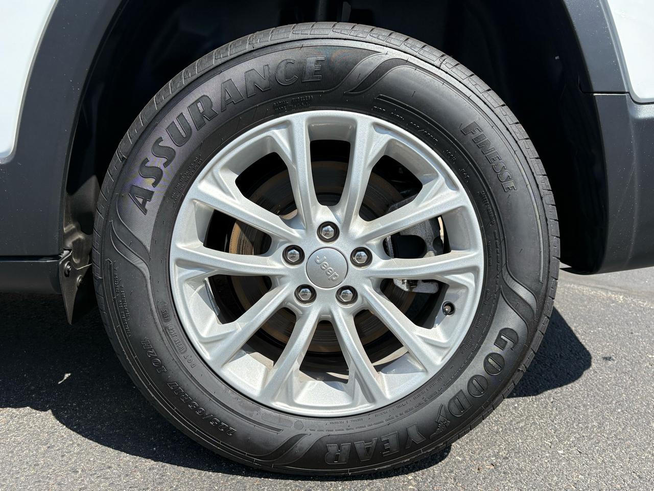 Jeep Cherokee Latitude Lux 4WD 2022