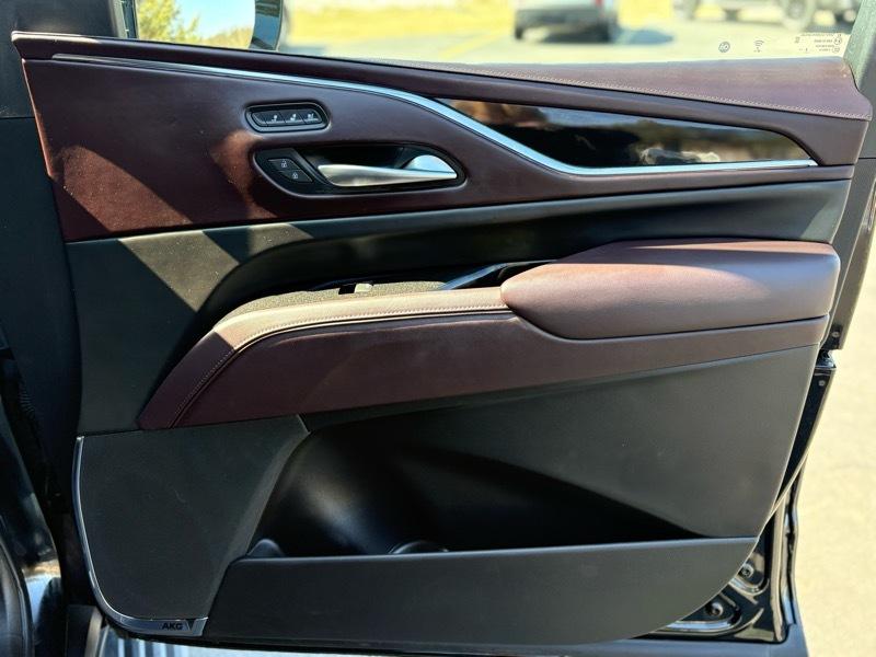 Cadillac Escalade Sport Platinum AWD 2023