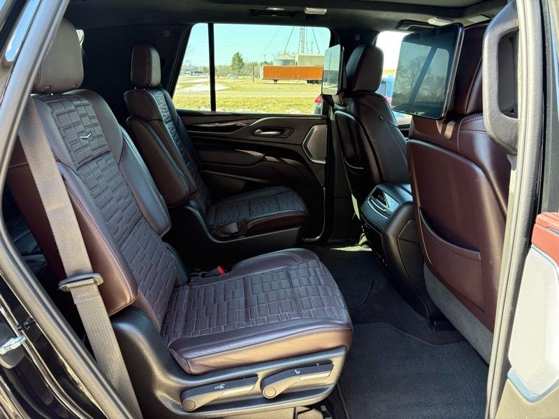 Cadillac Escalade Sport Platinum AWD 2023