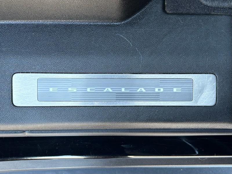 Cadillac Escalade Sport Platinum AWD 2023