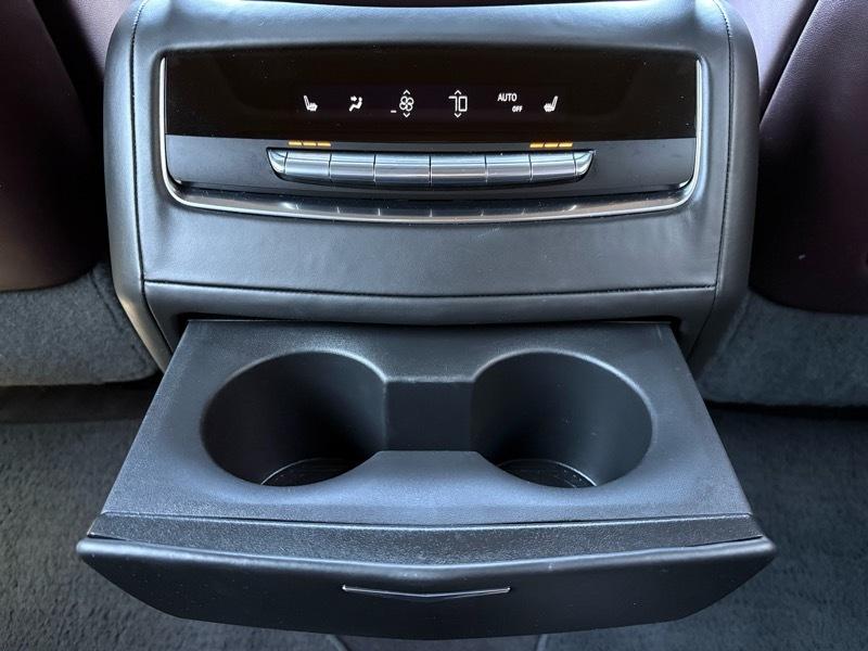 Cadillac Escalade Sport Platinum AWD 2023