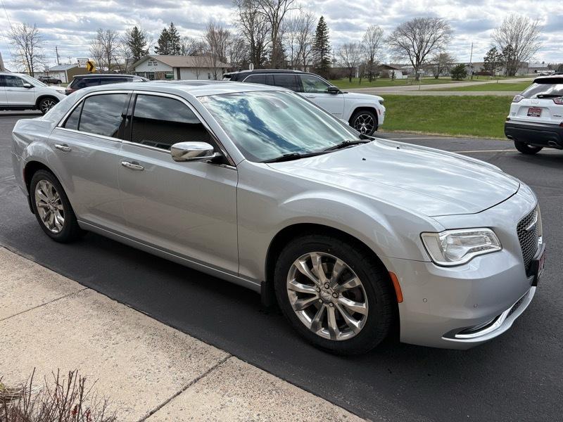 Chrysler 300 Limited AWD 2019