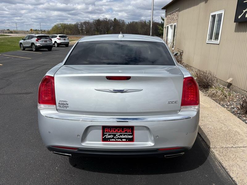 Chrysler 300 Limited AWD 2019