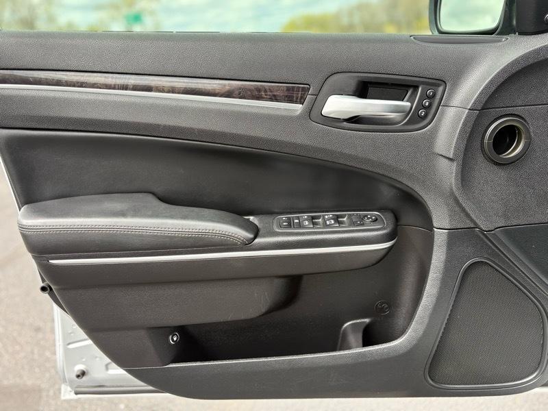 Chrysler 300 Limited AWD 2019