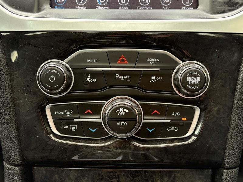 Chrysler 300 Limited AWD 2019