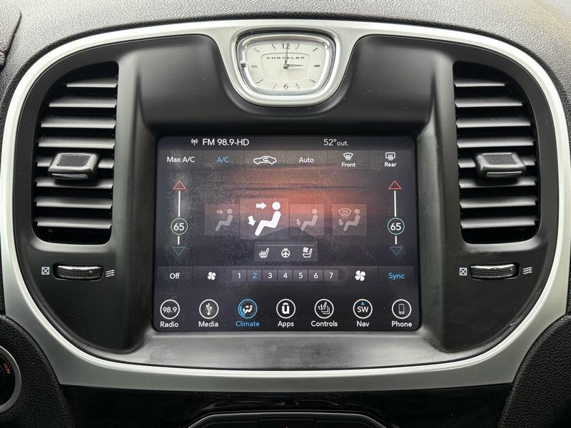 Chrysler 300 Limited AWD 2019