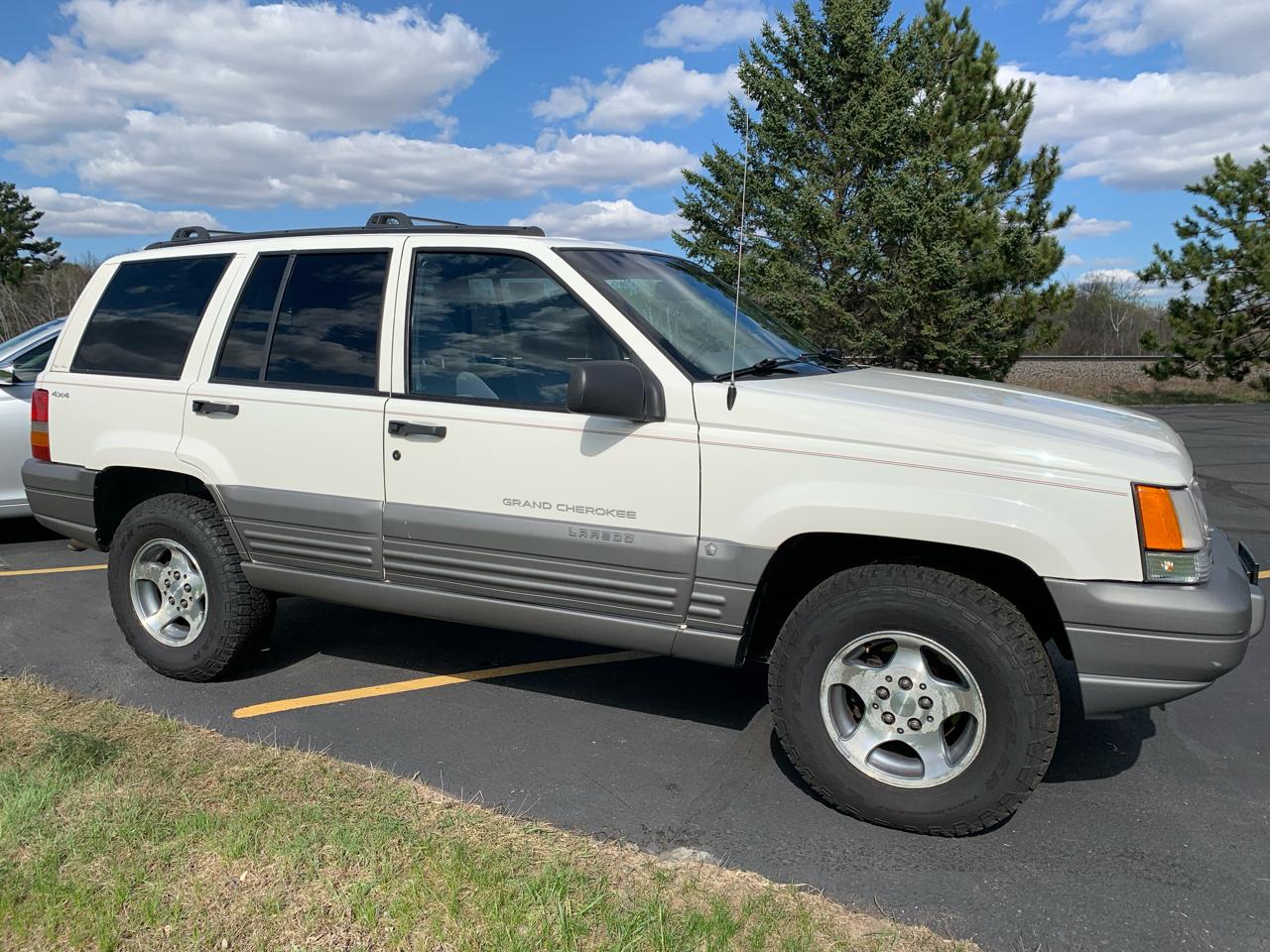 Jeep Grand Cherokee Laredo 4WD 1997