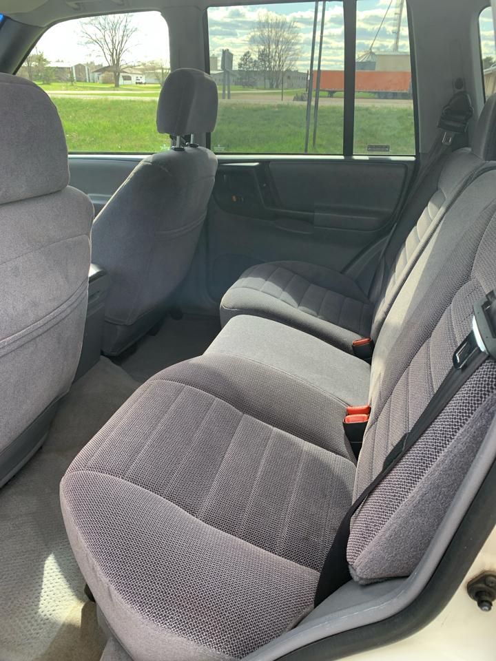 Jeep Grand Cherokee Laredo 4WD 1997