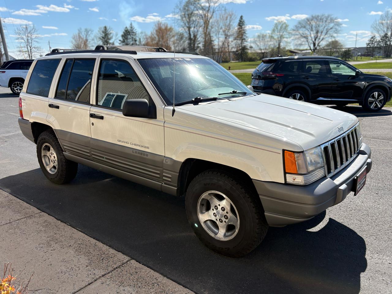 Jeep Grand Cherokee Laredo 4WD 1997