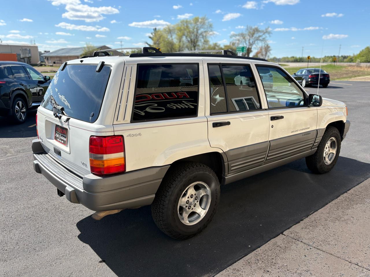 Jeep Grand Cherokee Laredo 4WD 1997