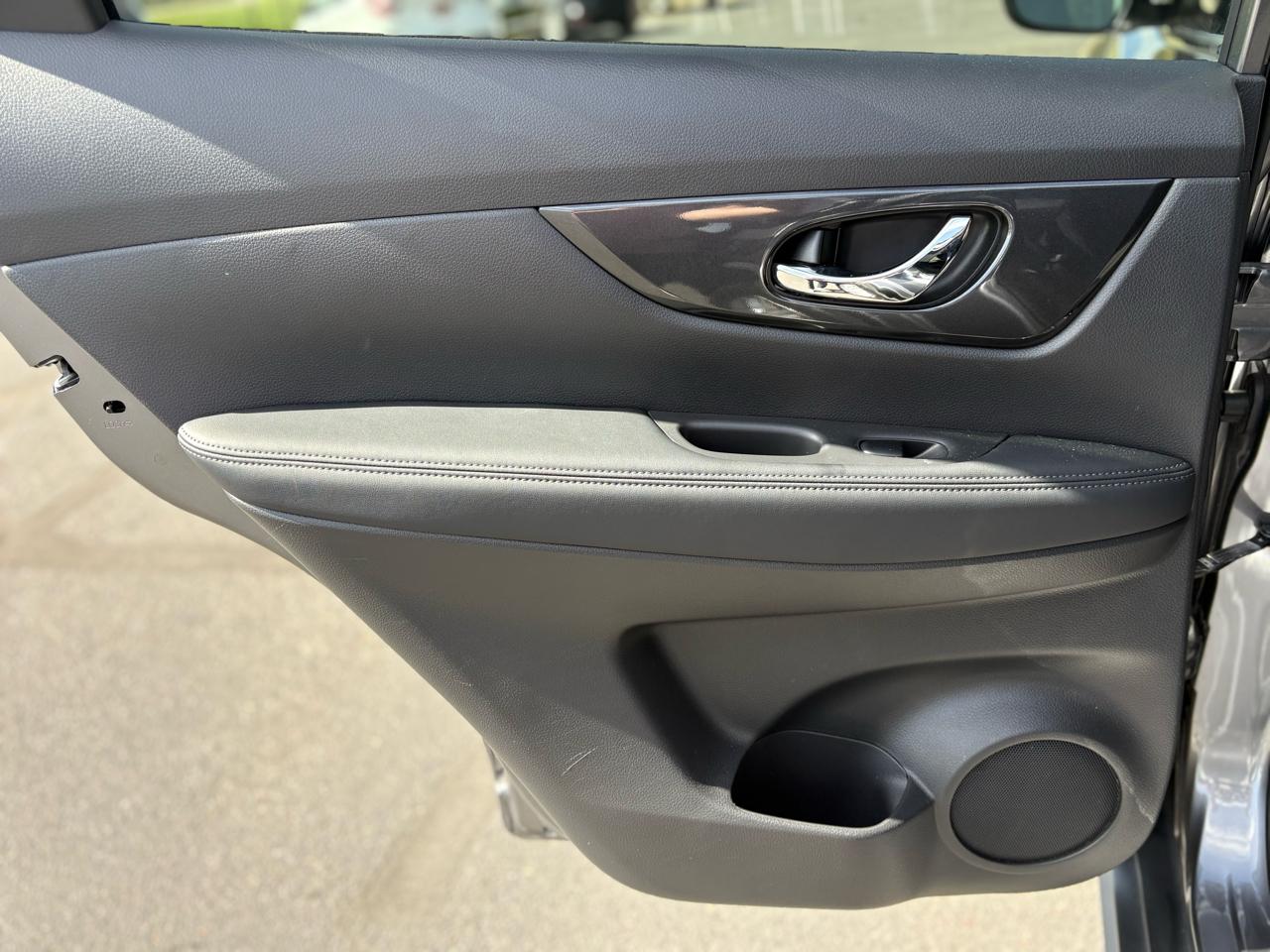 Nissan Rogue SV AWD 2017