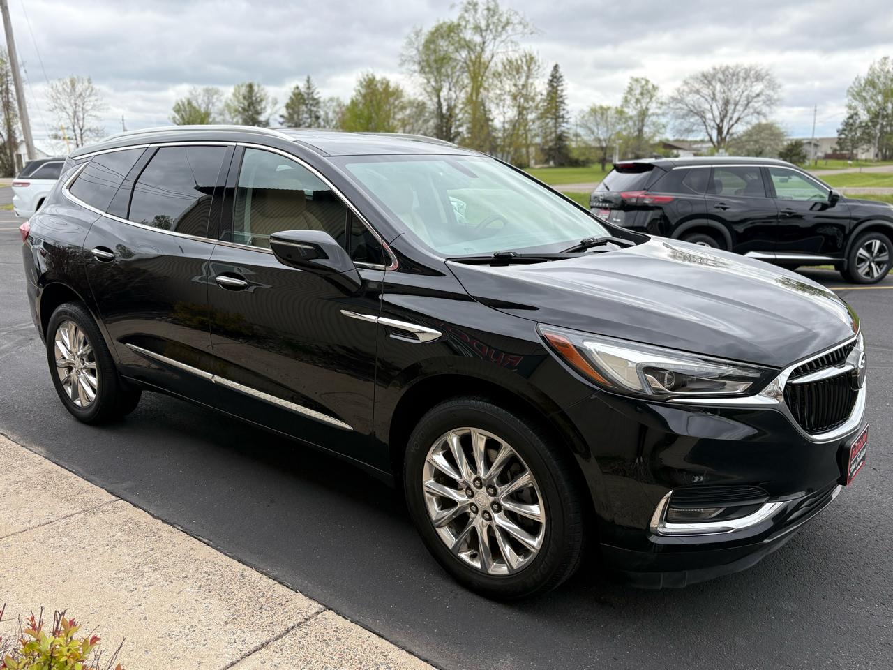 Buick Enclave Essence AWD 2018