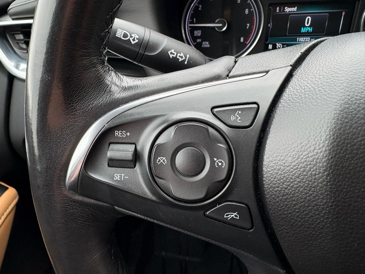 Buick Enclave Essence AWD 2018