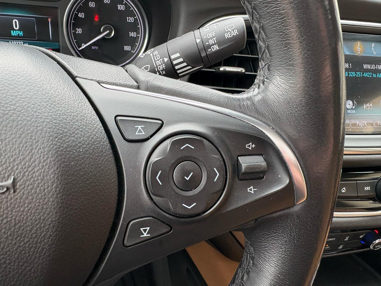 Buick Enclave Essence AWD 2018