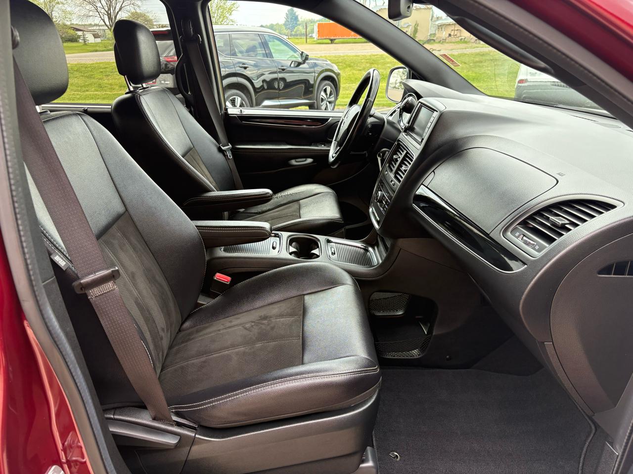 Dodge Grand Caravan SXT 2019