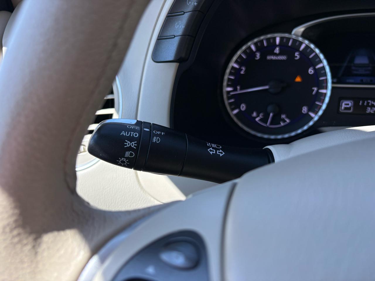 Infiniti JX35 AWD 4dr 2013