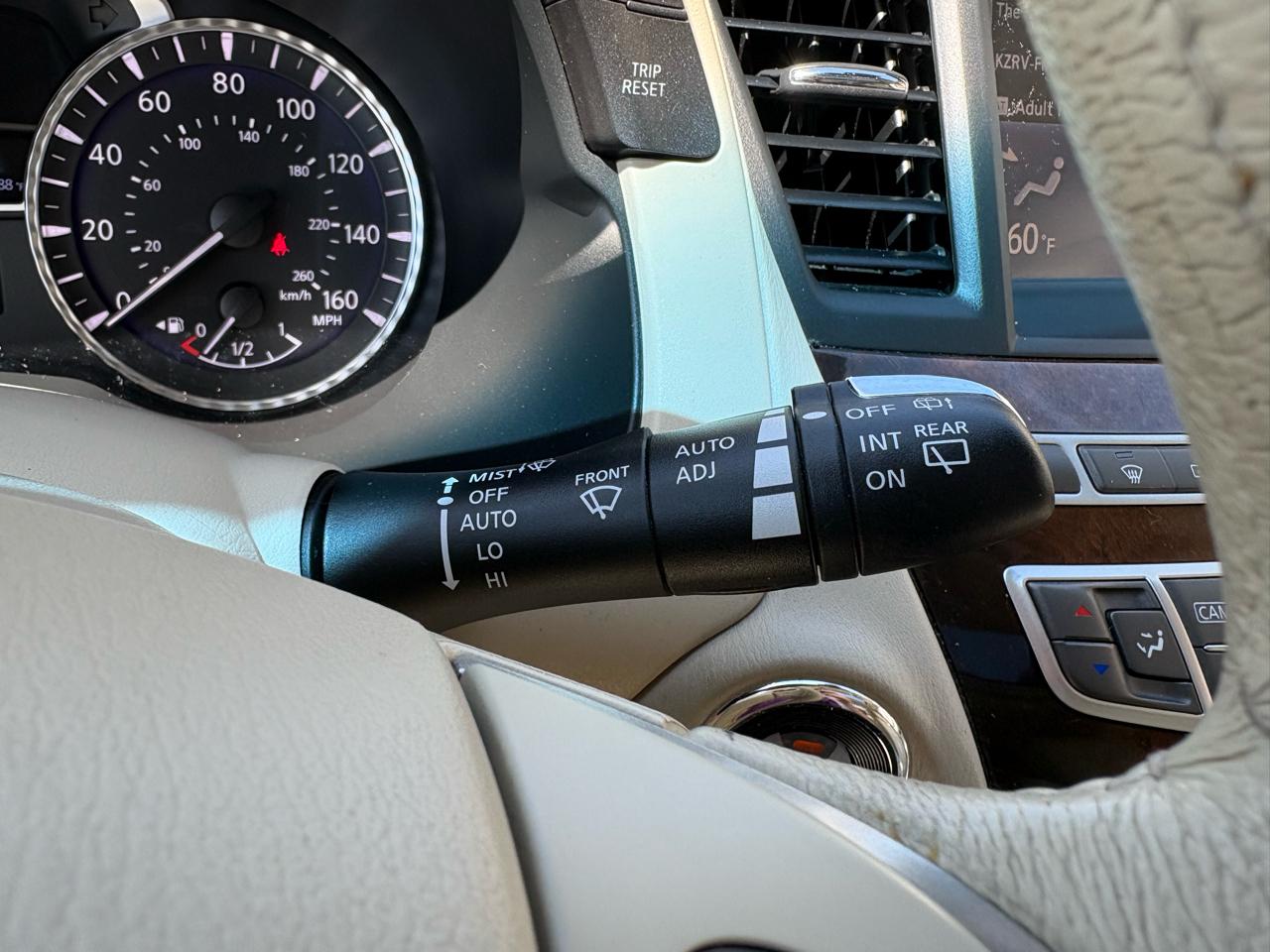 Infiniti JX35 AWD 4dr 2013