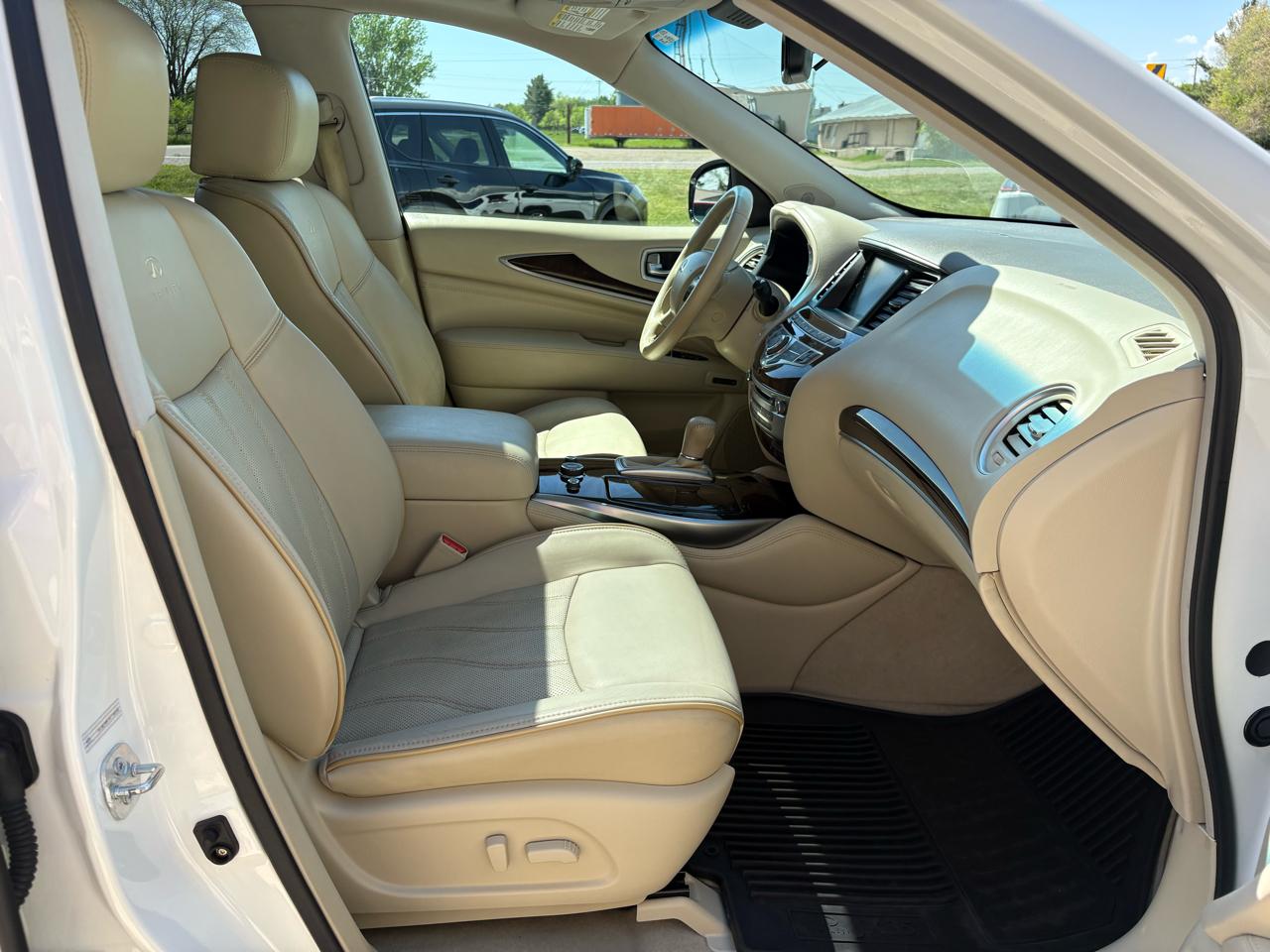 Infiniti JX35 AWD 4dr 2013