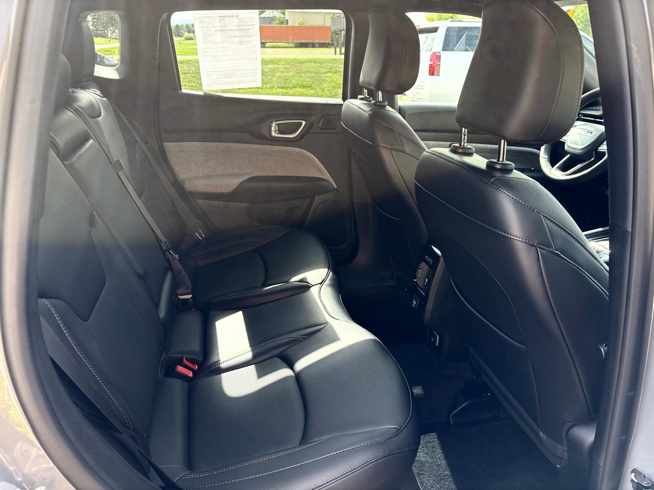 Jeep Compass Latitude Lux 4x4 2023