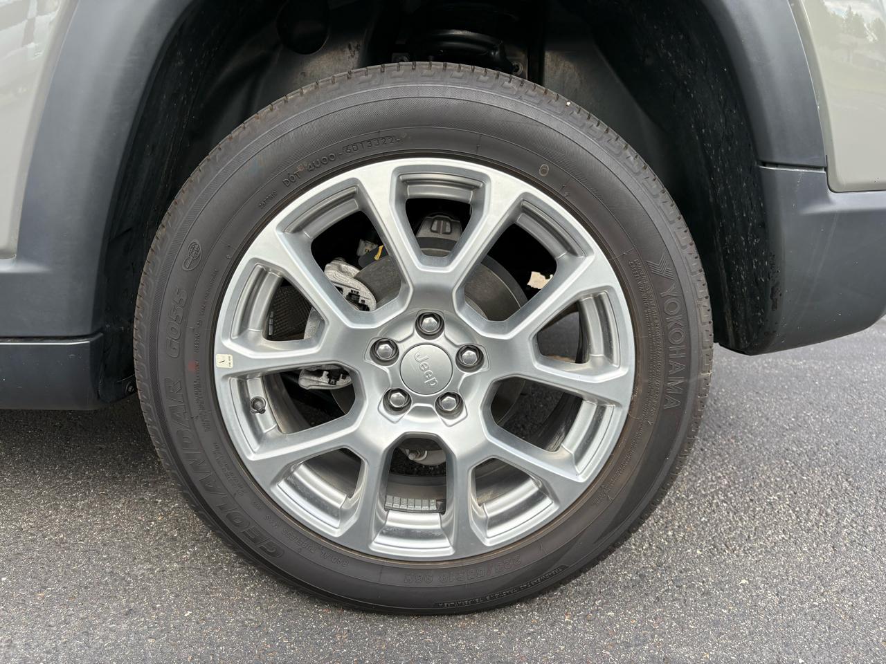 Jeep Compass Latitude Lux 4x4 2023