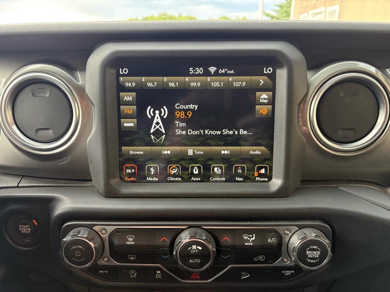 Jeep Wrangler Unlimited Sahara 2019