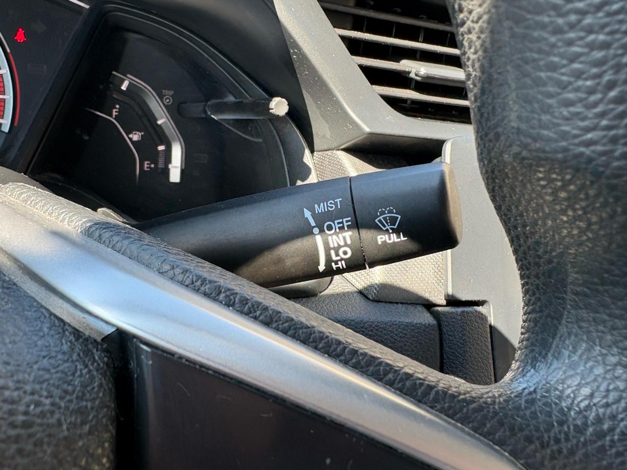 Honda Civic LX Sedan CVT 2016
