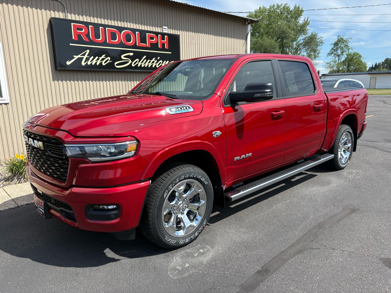 RAM 1500 Big Horn Crew Cab SWB 4WD 2026